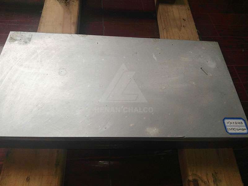 Placa de revestimiento laminado de explosión multicapa